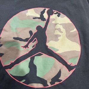 Large Boys Jordan Black T-Shirt camouflage design Logo